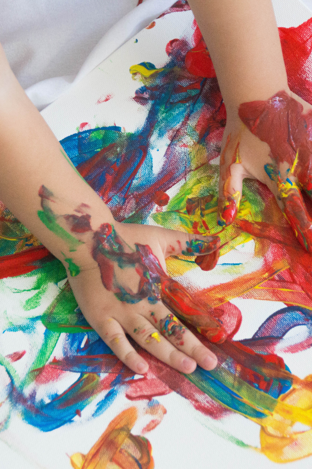 Toddler doing Creativity